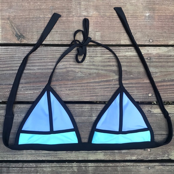 Xhilaration Other - Color Block Bikini Top💧